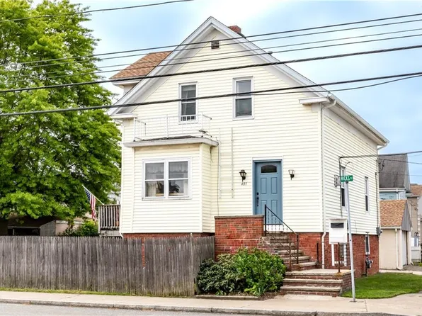 401 Waterman Ave, East Providence, RI 02914