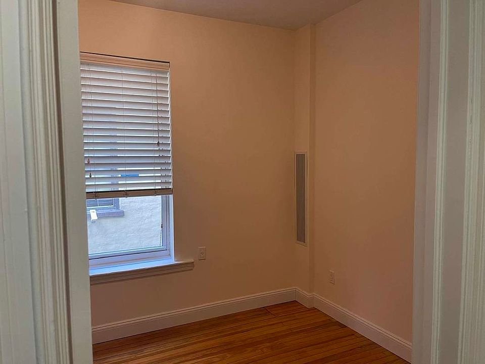 1st image of 32-17 37th St #4