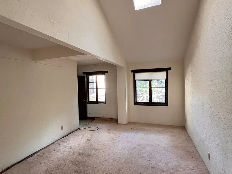 10320 Rolly Rd — Photo 14