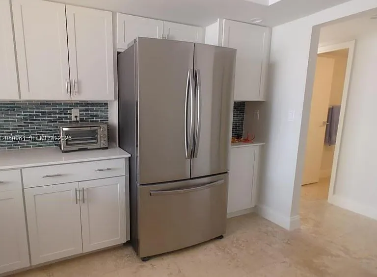 1000 Parkview Dr #125 — Photo 1
