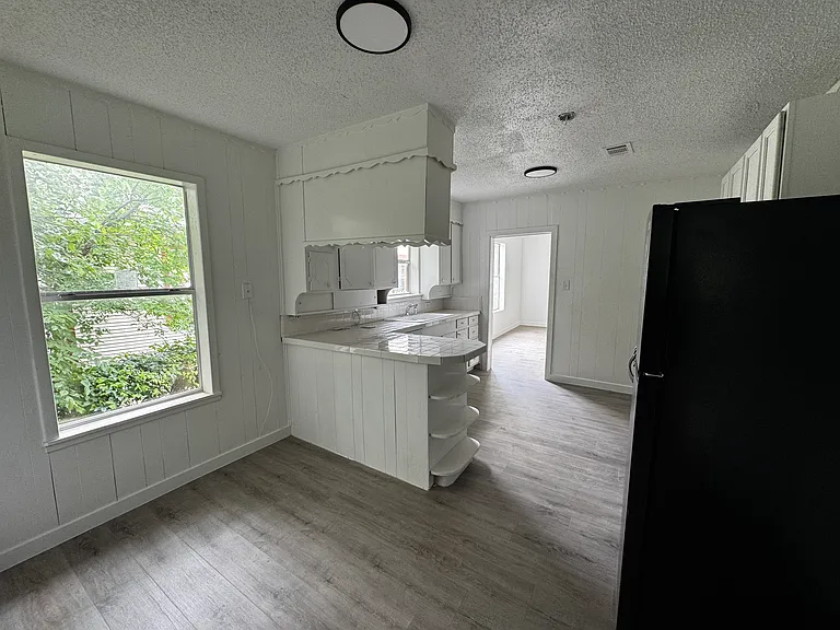 5317 Kilpatrick Ave — Photo 13