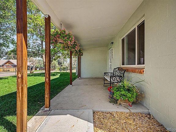 2nd image of 5480 Niagara Street