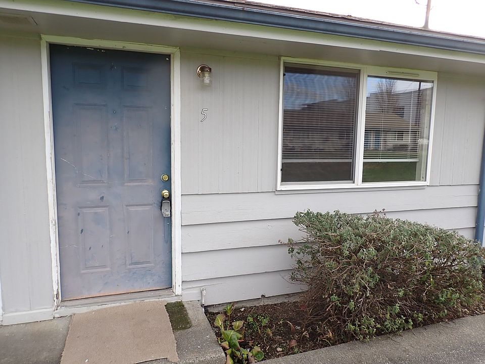 1st image of 7317 150th St SW #5