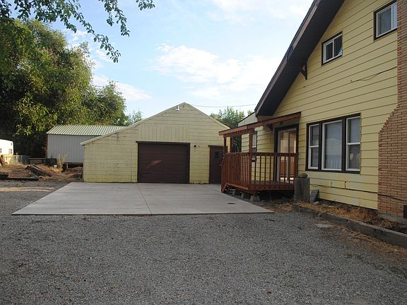 3rd image of 12803 E Main Ave