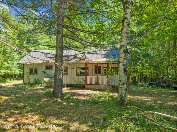 404 Posson Hill Road, Middleburgh, NY 12122