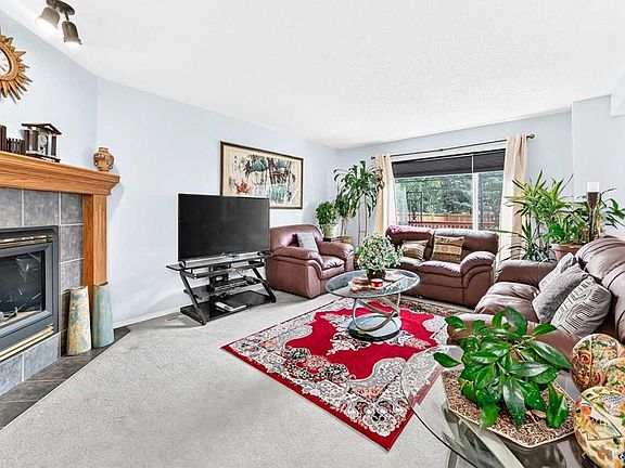 5th image of 207 N Bridlewood Rd SW