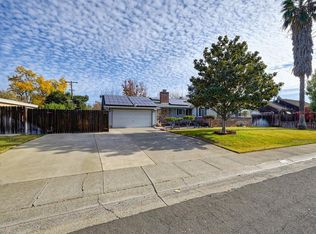 3516 Ridgewood Way, Sacramento, CA 95821