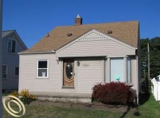 17590 Valade St, Riverview, MI 48193