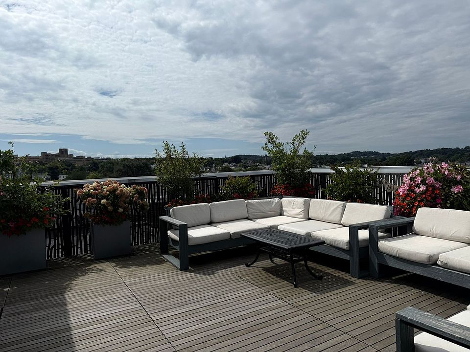 1st image of 26 Hichborn St #14