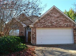 228 Wellington Rd, Irving, TX 75063