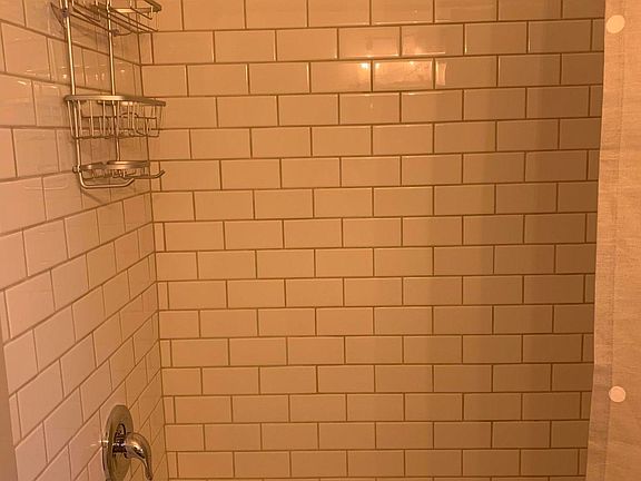 3rd image of 465 Aspen Dr APT 3