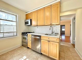 21-19 29th Ave #2, Astoria, NY 11102