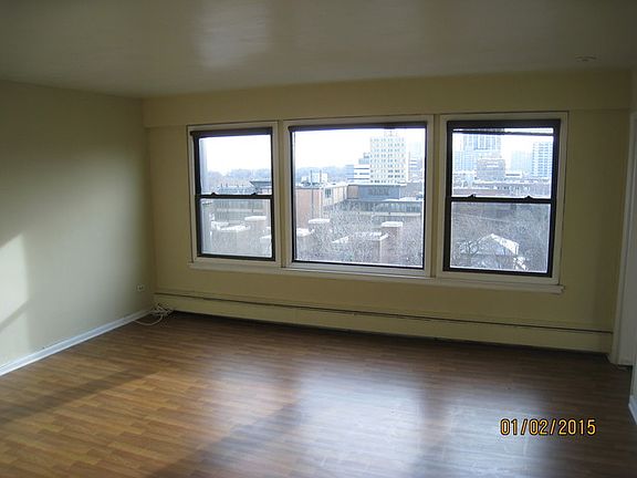 2nd image of 4880 N Marine Dr APT 814