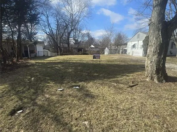 507 N 37th St, Belleville, IL 62226