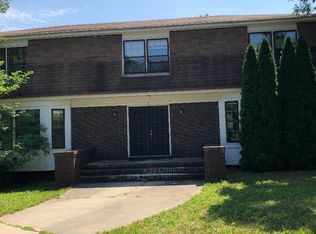 2 Carbury Rd, Ocean, NJ 07712