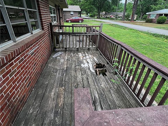 3rd image of 2901-2903 W 2nd Ct