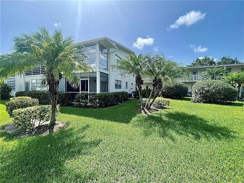 1st image of 281 Ventnor S #281