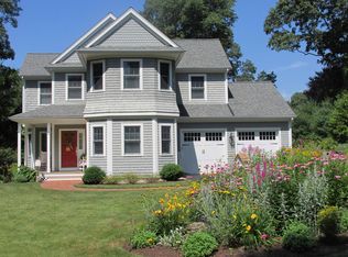 70 Sylvan Way, Kingston, RI 02881