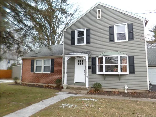 32 Greenlawn Dr, Fairfield, CT 06825