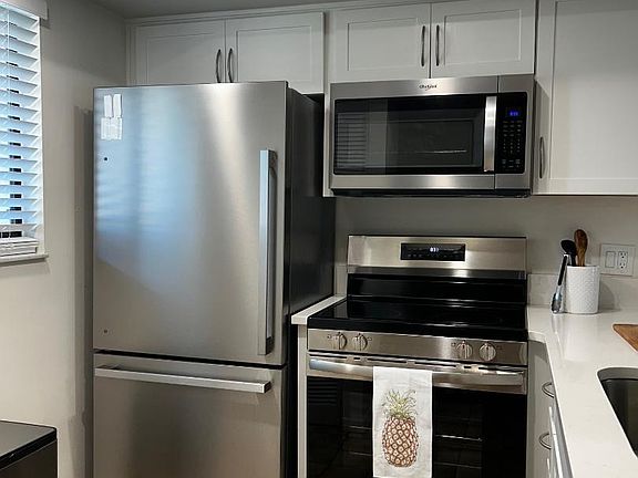 3rd image of 1720 Murrell Rd APT 207