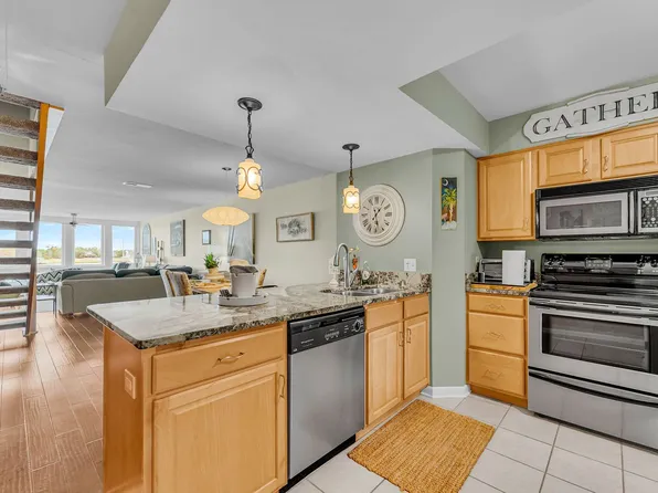 69 W Mariners Cay Dr, Charleston, SC 29412