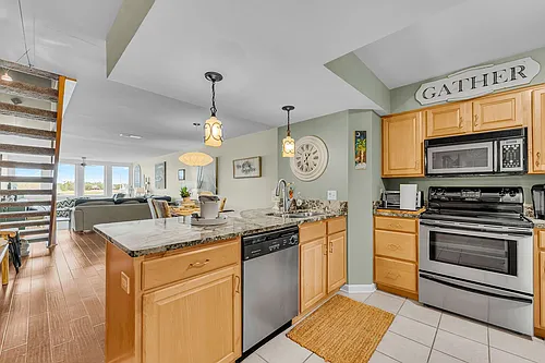 69 W Mariners Cay Dr Photo 1