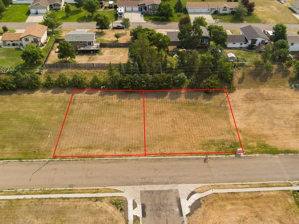 1800&1806 3rd Ave NE, Beulah, ND 58523