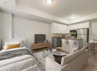 68 Carr St UNIT 35, Toronto, ON M5T 1B7