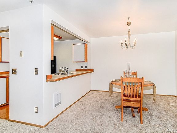 5th image of 14251 73rd Ave NE APT A204