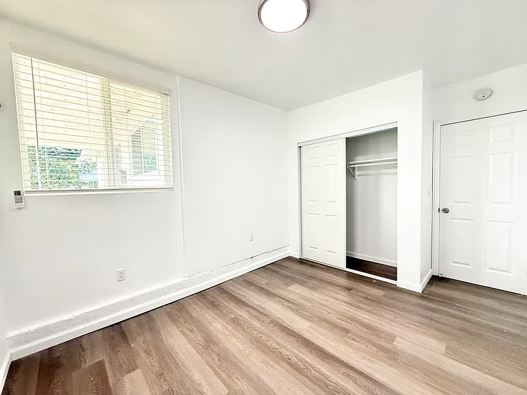 37228 Cedar Blvd #B — Photo 8