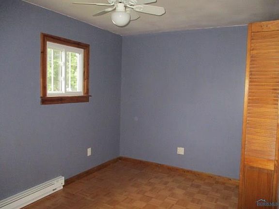 4th image of 208 Lincoln St