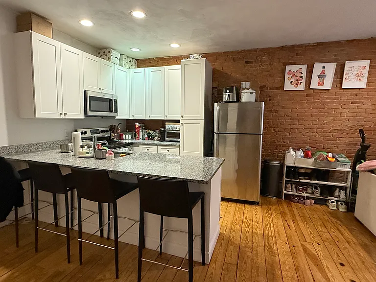 611 Columbus Ave #4 — Photo 9
