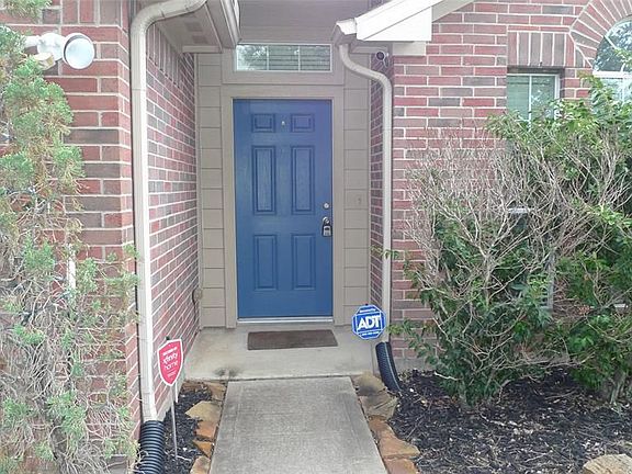 3rd image of 2511 Blue Reef Dr