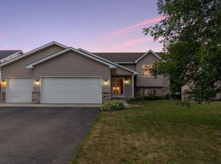 204 Pine St, Belle Plaine, MN 56011