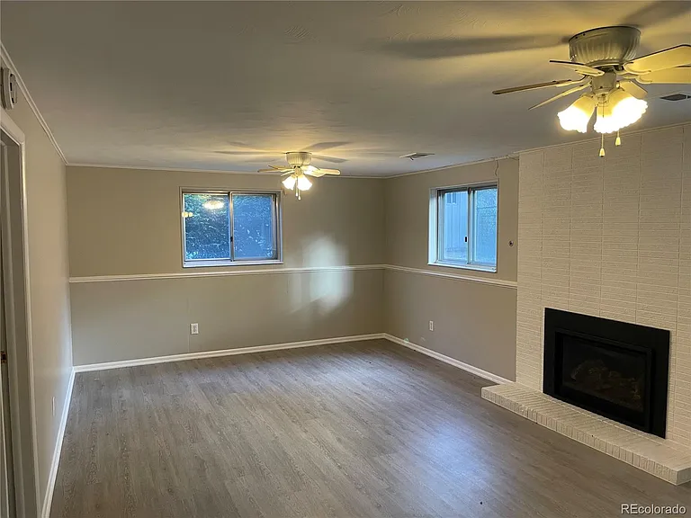 3260 E Orchard Rd — Photo 7
