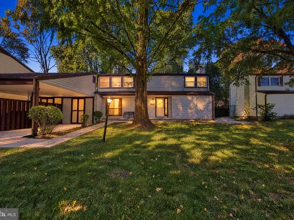 9076 Gold Amber Garth, Columbia, MD 21045