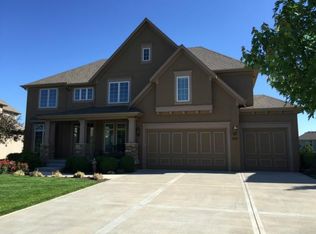 15545 Eby St, Overland Park, KS 66221