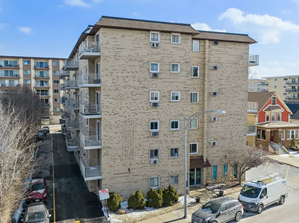 300 Circle Ave APT 5G, Forest Park, IL 60130