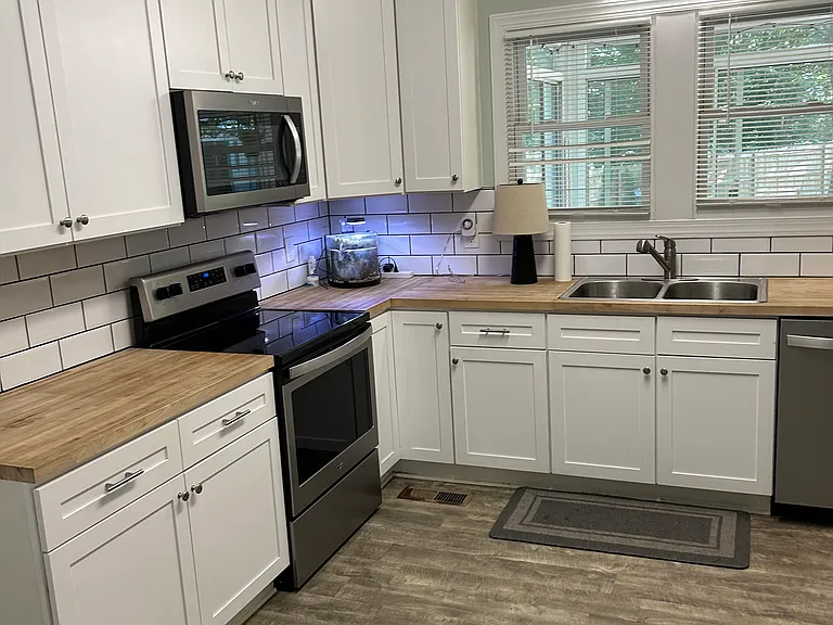 4321 Thomasville Rd — Photo 13