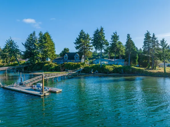 733 SE River View Ln, Waldport, OR 97394