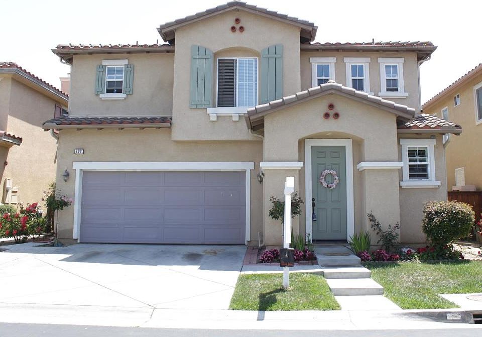1st image of 922 Belleza Dr