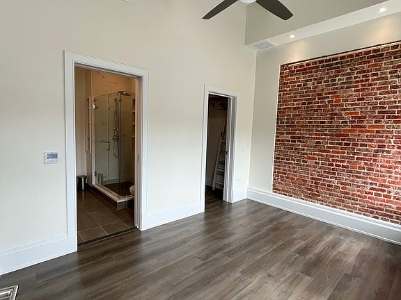 5th image of 17 S Palafox Pl #201