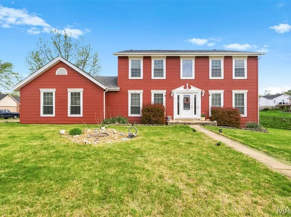 950 Haversham Dr, Saint Charles, MO 63304