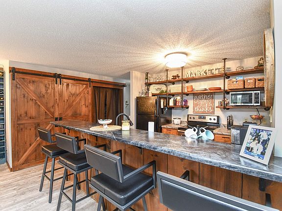 3rd image of 4620 E 3rd St APT 5