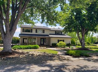 16395 Plateau Cir, Redding, CA 96001