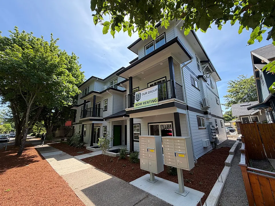 Lincoln St. Apartments