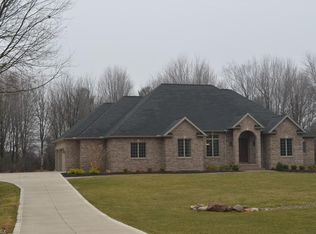 1271 W Edgerton Rd, Broadview Heights, OH 44147