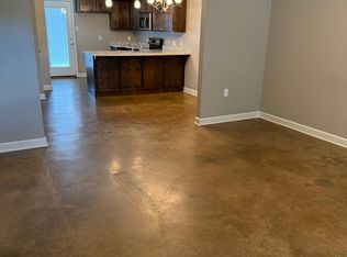 1800 Village Commons Dr UNIT B, Conway, AR 72032