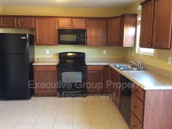 4th image of 445-1 W Vine St