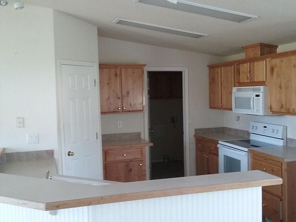 2nd image of 39 Gallup Dr